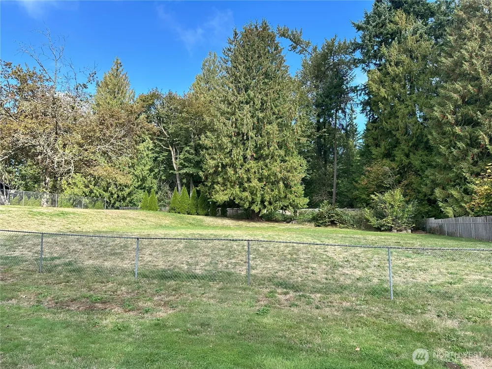 10419 46th Place SE Lake Stevens, WA 98258