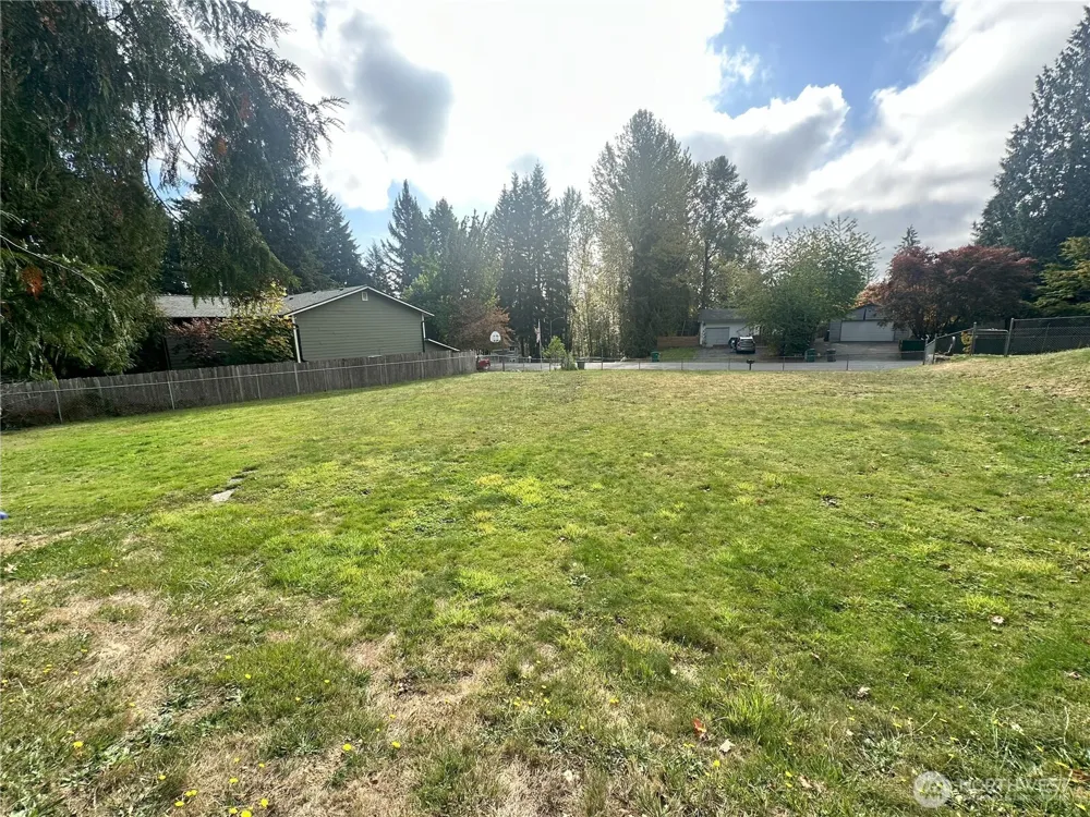 10419 46th Place SE Lake Stevens, WA 98258