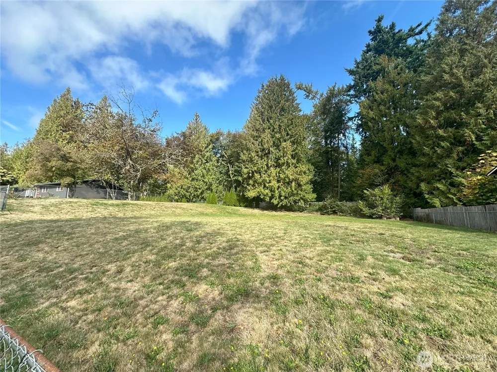 10419 46th Place SE Lake Stevens, WA 98258