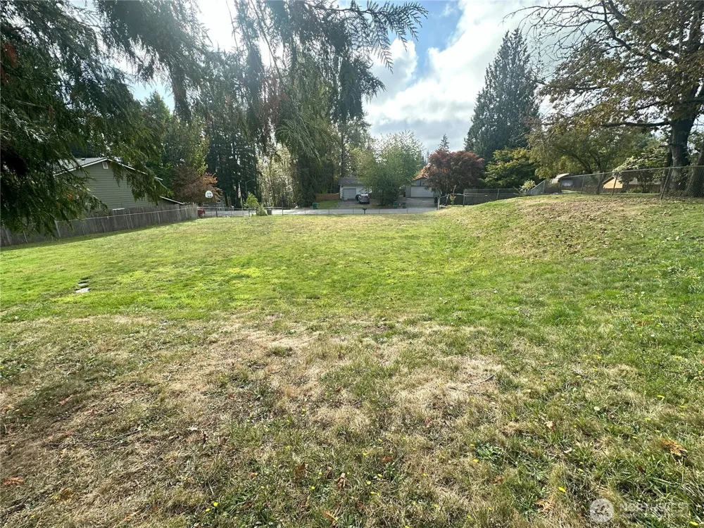 10419 46th Place SE Lake Stevens, WA 98258