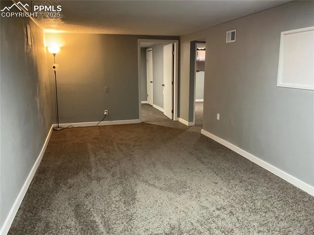 72 Hanson Lane Pueblo, CO 81001