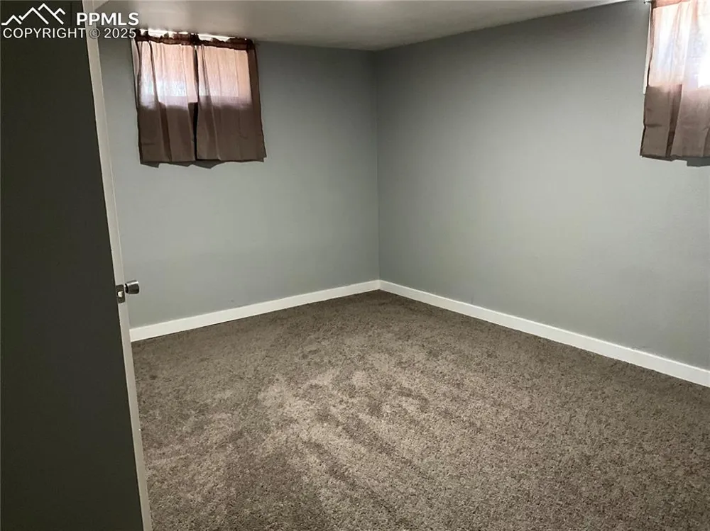 72 Hanson Lane Pueblo, CO 81001