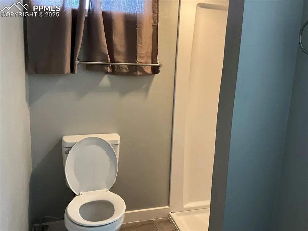 72 Hanson Lane Pueblo, CO 81001