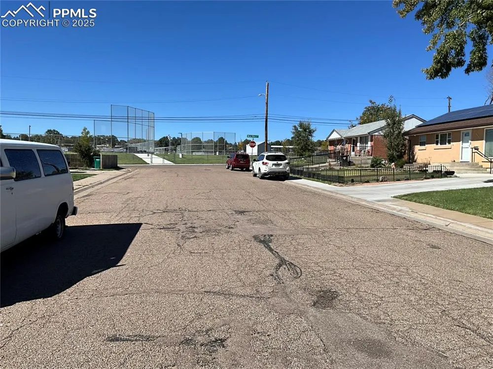 72 Hanson Lane Pueblo, CO 81001