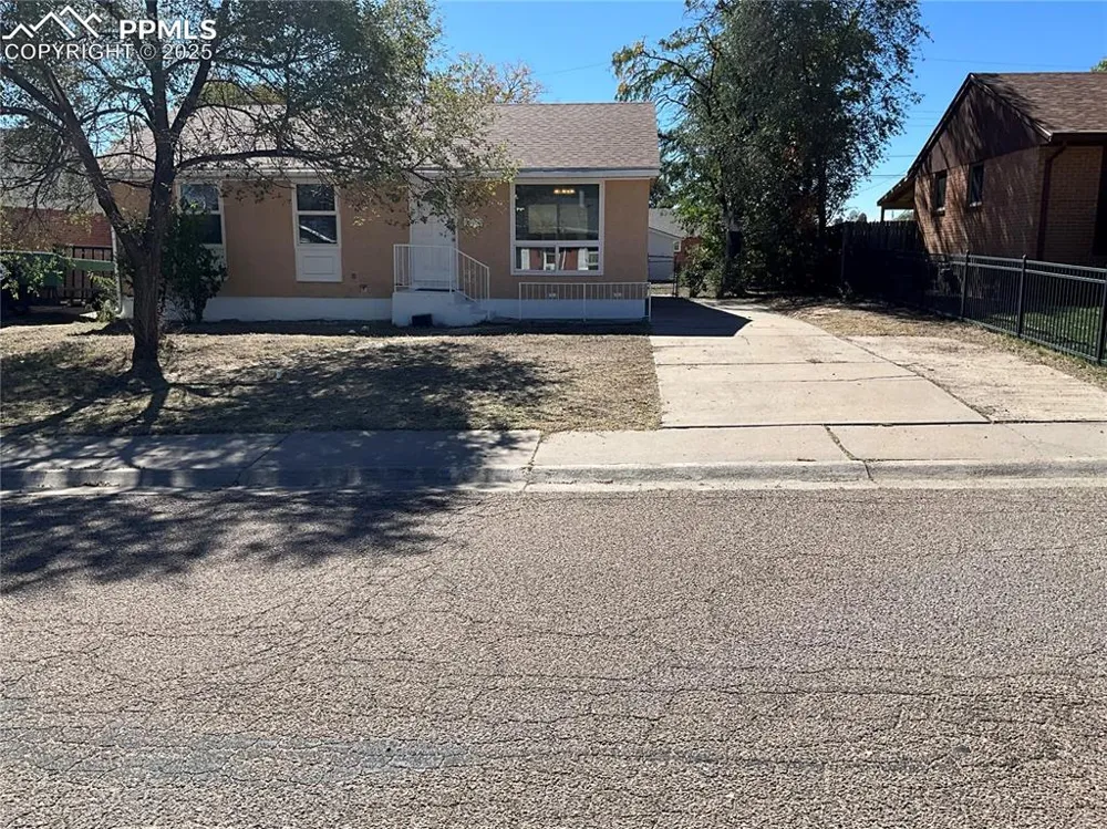 72 Hanson Lane Pueblo, CO 81001
