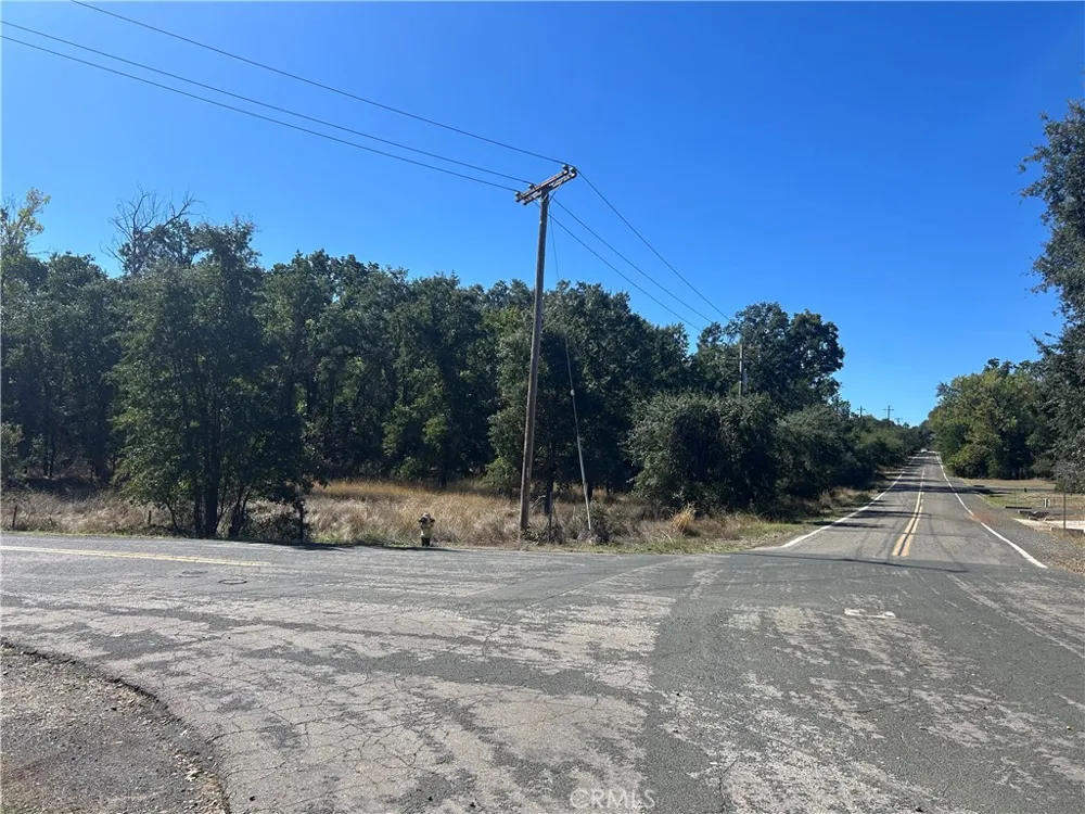 1000 Eva Way Lakeport, CA 95453