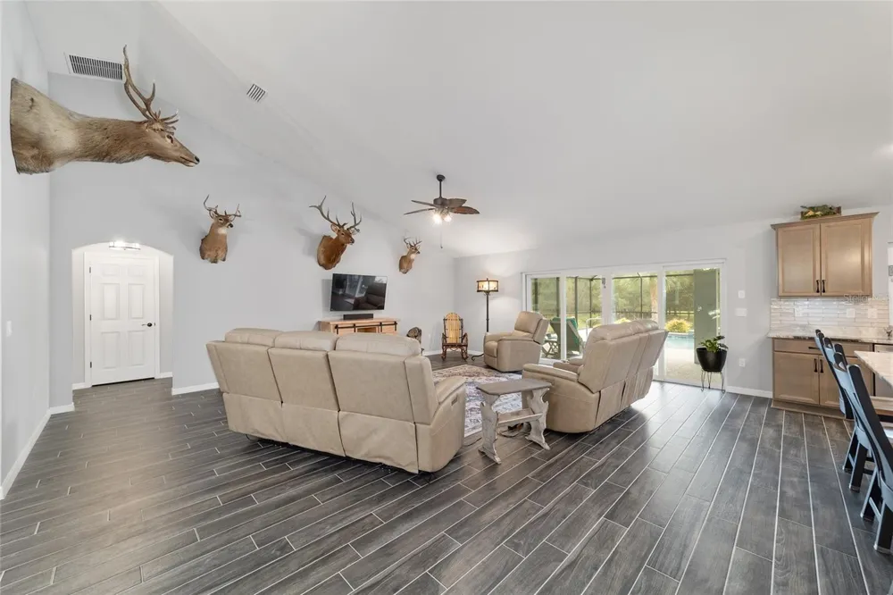 15600 NW 185TH STREET Williston, FL 32696
