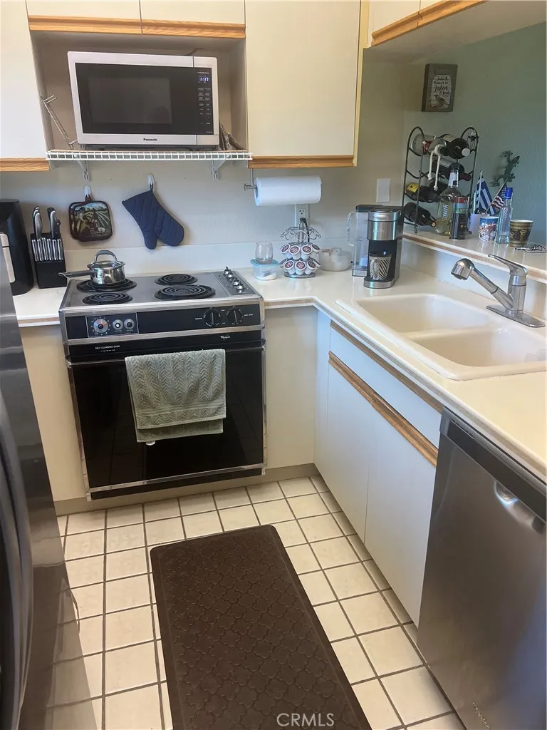 67438 Toltec Cathedral City, CA 92234