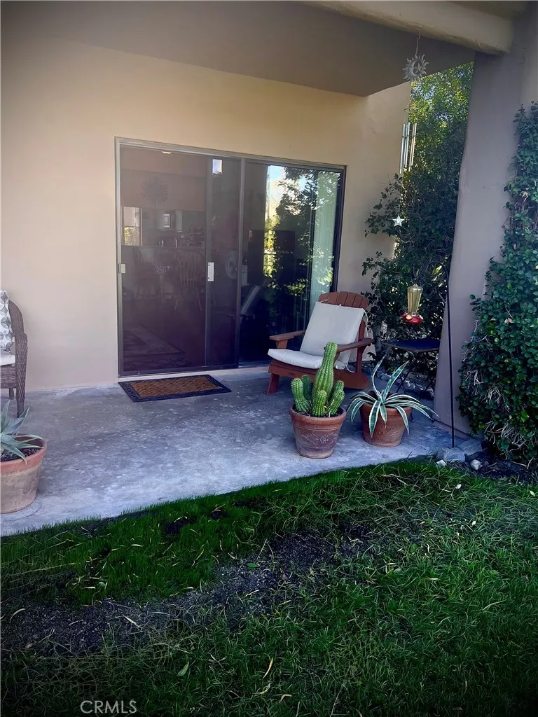 67438 Toltec Cathedral City, CA 92234