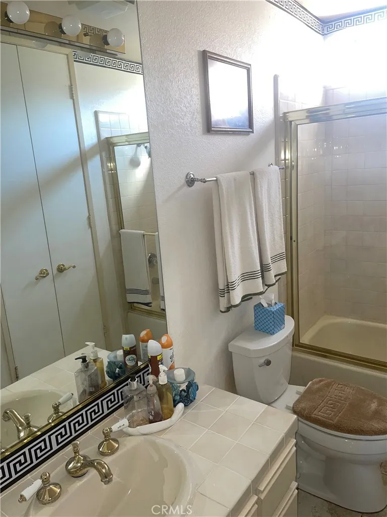 67438 Toltec Cathedral City, CA 92234