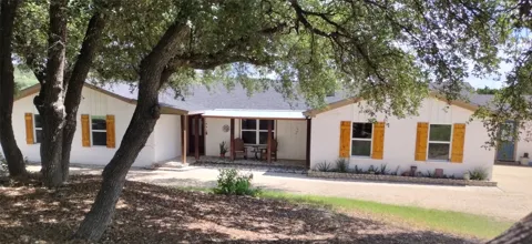 22303 Honeycomb Lane