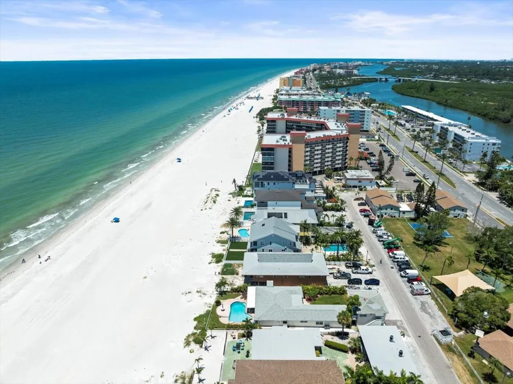 18218 SUNSET BOULEVARD #B St Petersburg, FL 33708