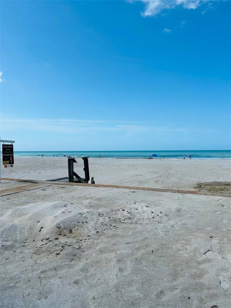 18218 SUNSET BOULEVARD #B St Petersburg, FL 33708