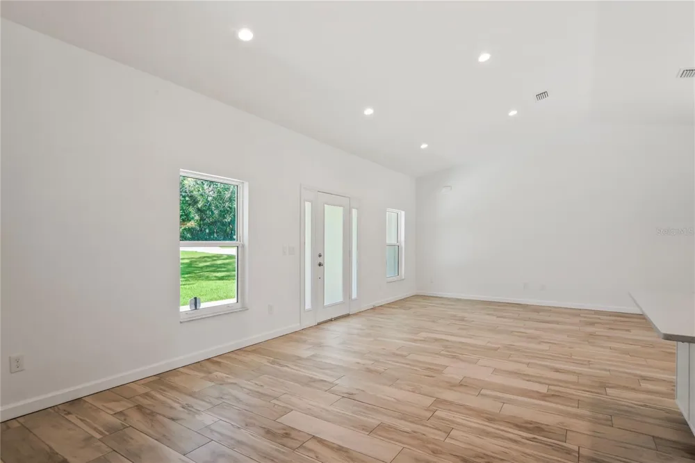279 W PEARSON STREET Hernando, FL 34442