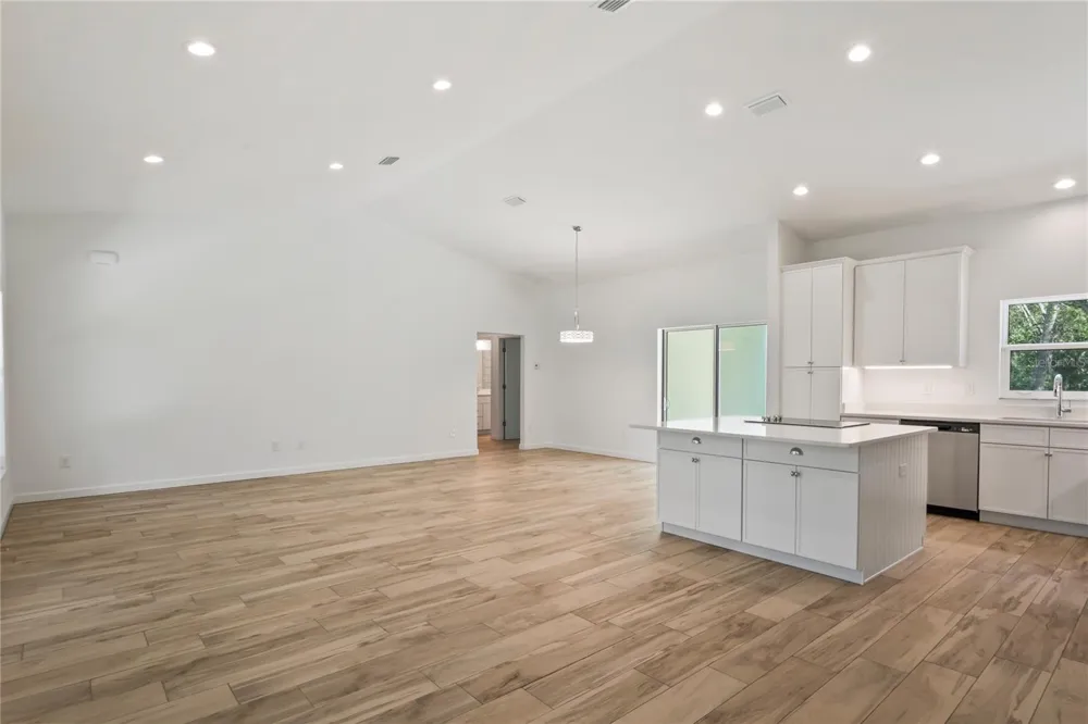 279 W PEARSON STREET Hernando, FL 34442