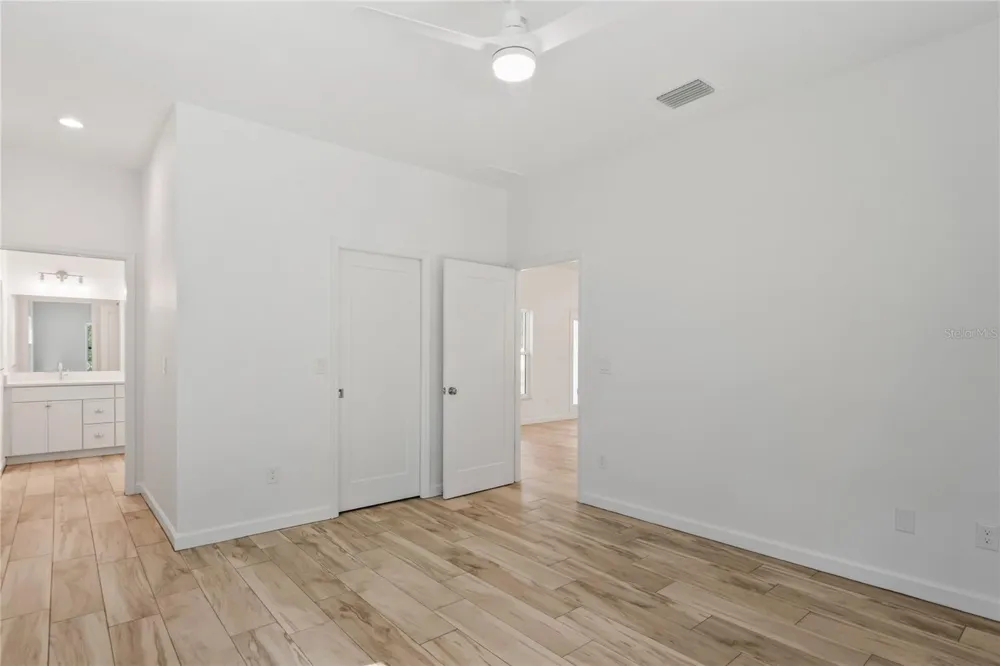 279 W PEARSON STREET Hernando, FL 34442