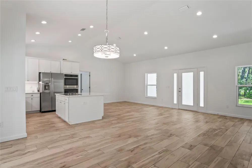 279 W PEARSON STREET Hernando, FL 34442