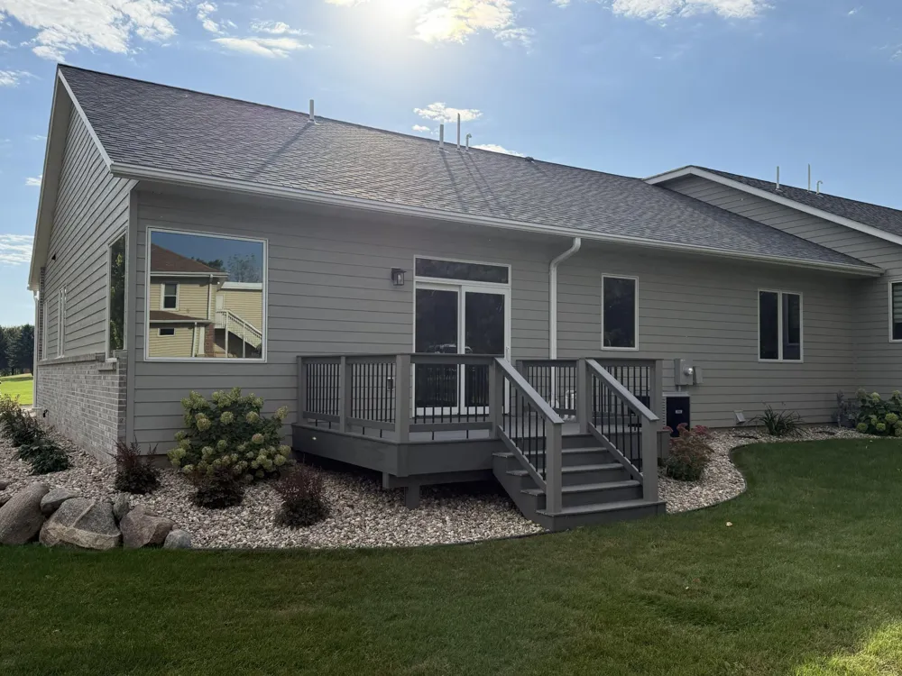 1207 S Shore Drive Worthington, MN 56187