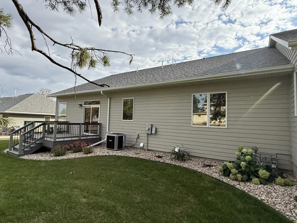 1207 S Shore Drive Worthington, MN 56187