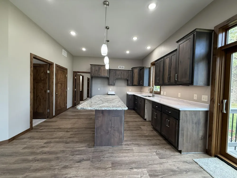 1207 S Shore Drive Worthington, MN 56187