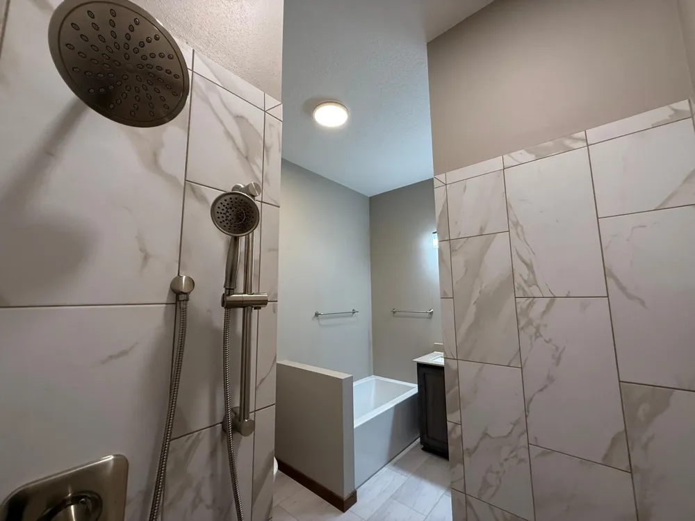 1207 S Shore Drive Worthington, MN 56187