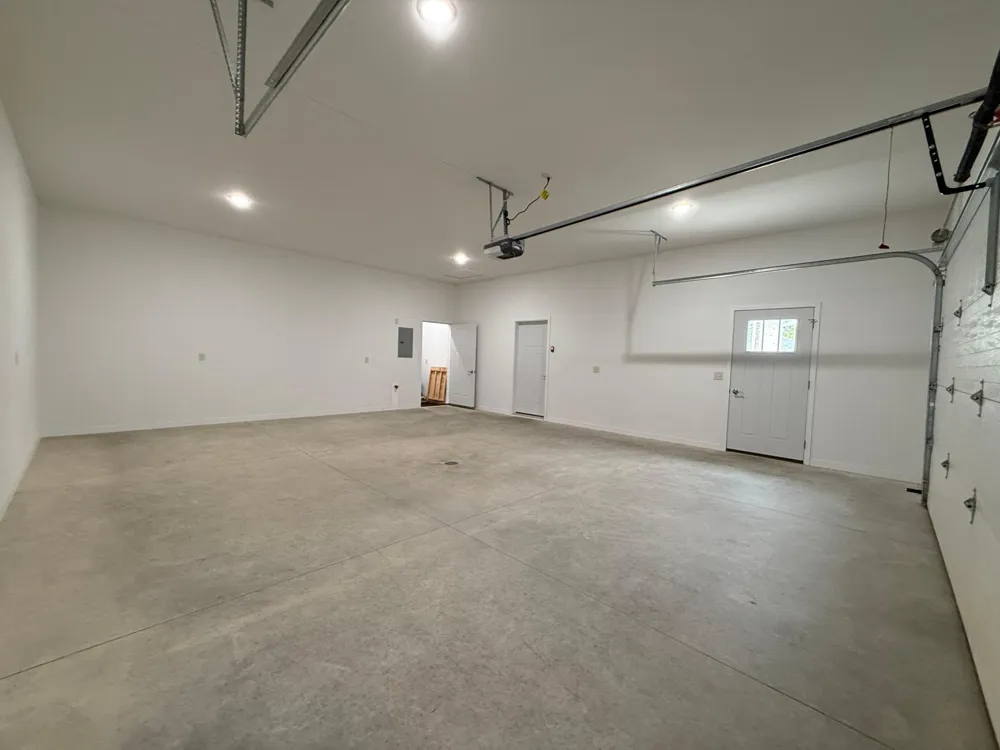 1207 S Shore Drive Worthington, MN 56187