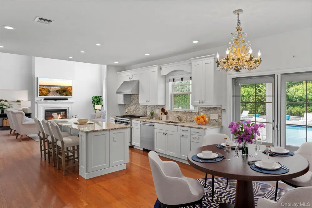 4 Spring Lane Southampton, NY 11968