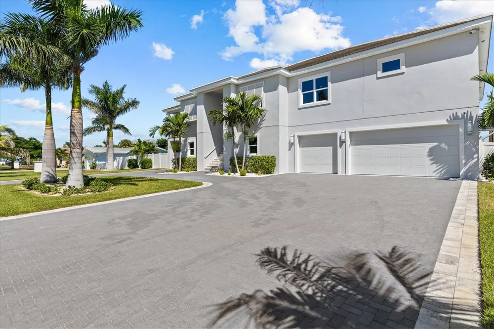 107 12TH STREET Belleair Beach, FL 33786