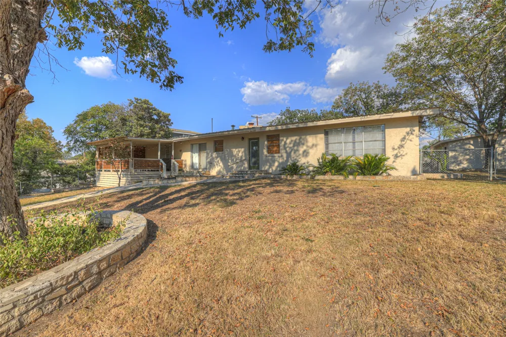 644 Cypress Ridge McQueeney, TX 78123