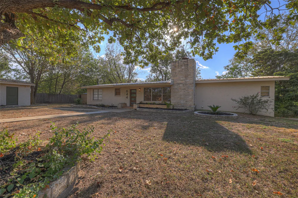 644 Cypress Ridge McQueeney, TX 78123