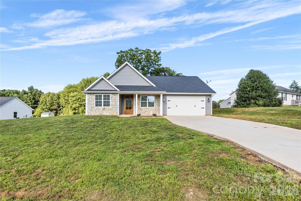 160 Tranquility Lane Harmony, NC 28634