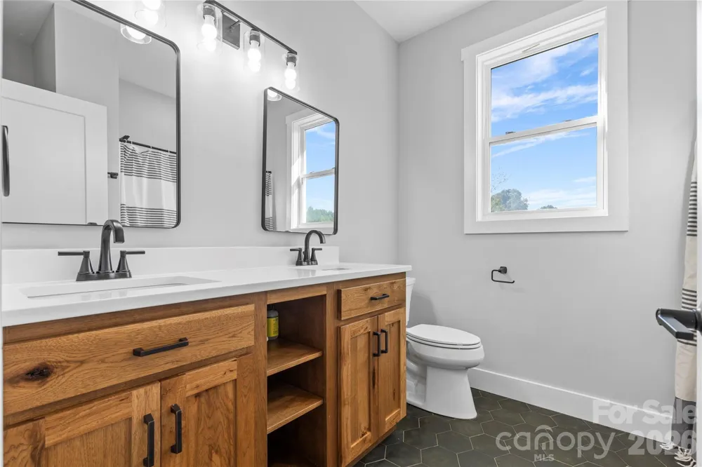 160 Tranquility Lane Harmony, NC 28634