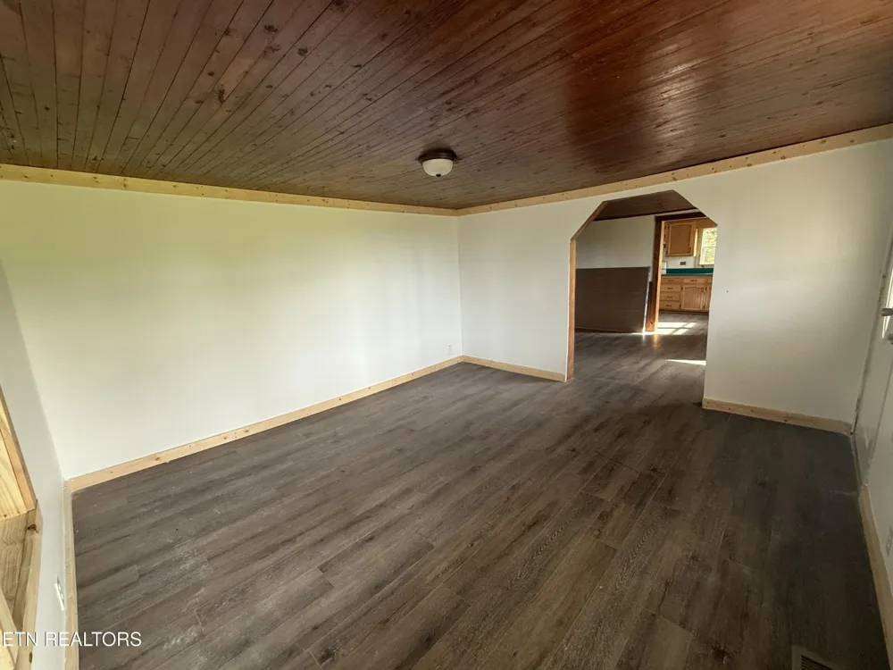 1089 Bicknell Road Rd Clarkrange, TN 38553