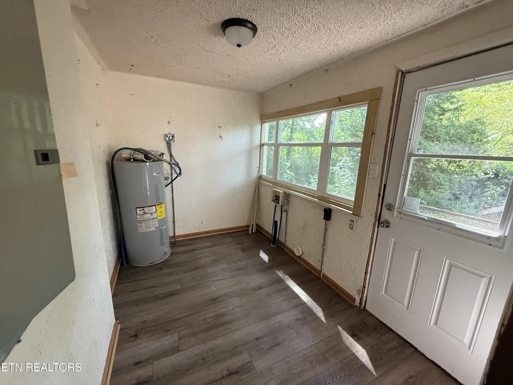 1089 Bicknell Road Rd Clarkrange, TN 38553