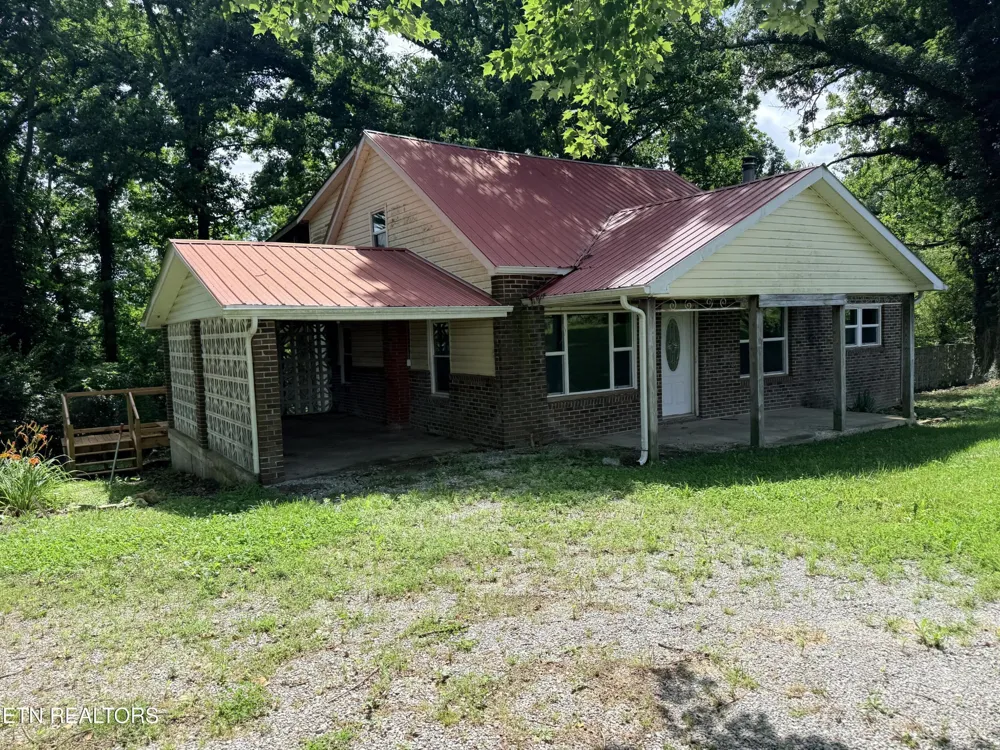 1089 Bicknell Road Rd Clarkrange, TN 38553