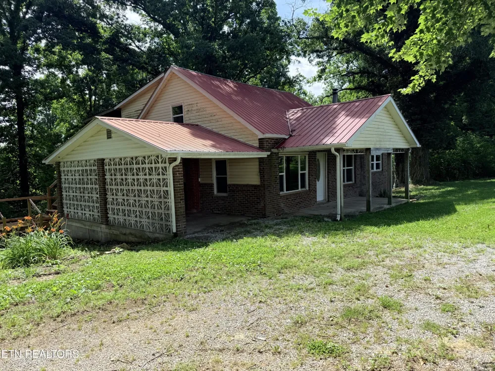 1089 Bicknell Road Rd Clarkrange, TN 38553