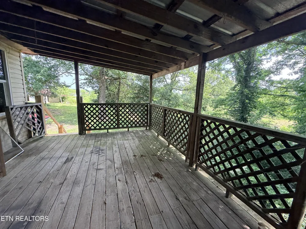 1089 Bicknell Road Rd Clarkrange, TN 38553