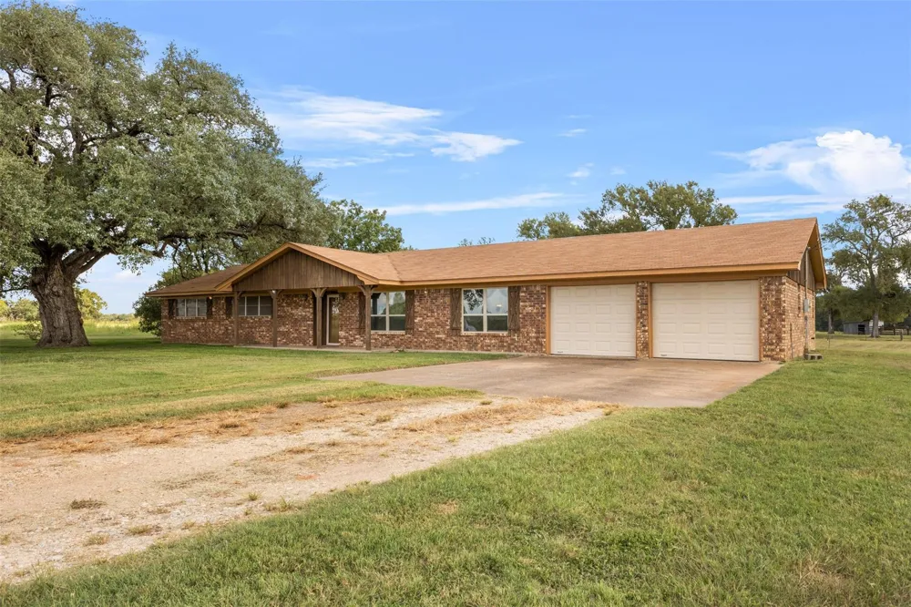 12331 Fm 2155 Snook, TX 77878