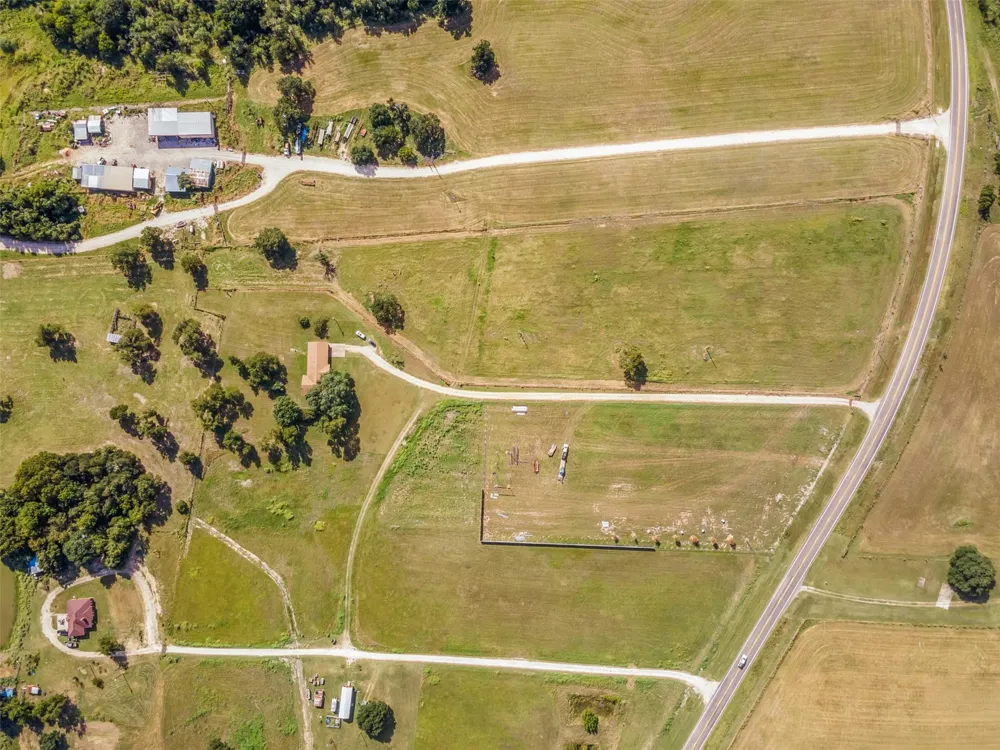 12331 Fm 2155 Snook, TX 77878