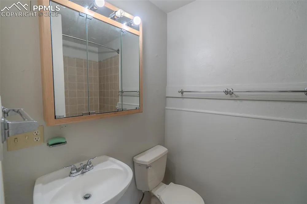 4291 Deerfield Hills Road Colorado Springs, CO 80916