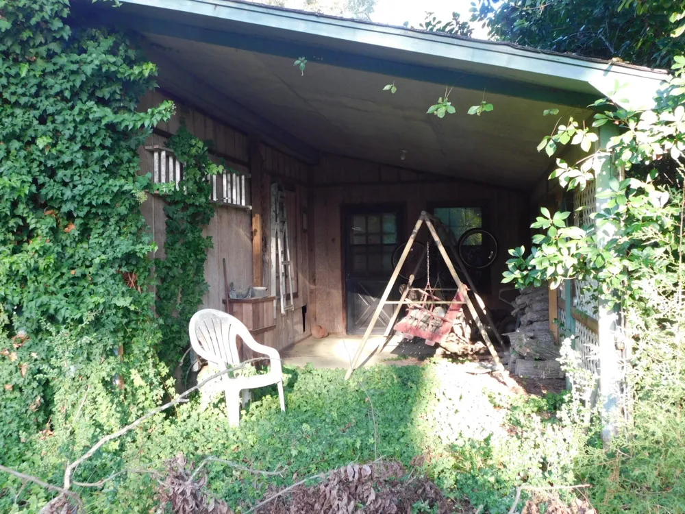 2600 Columbia 21 Road Taylor, AR 71861