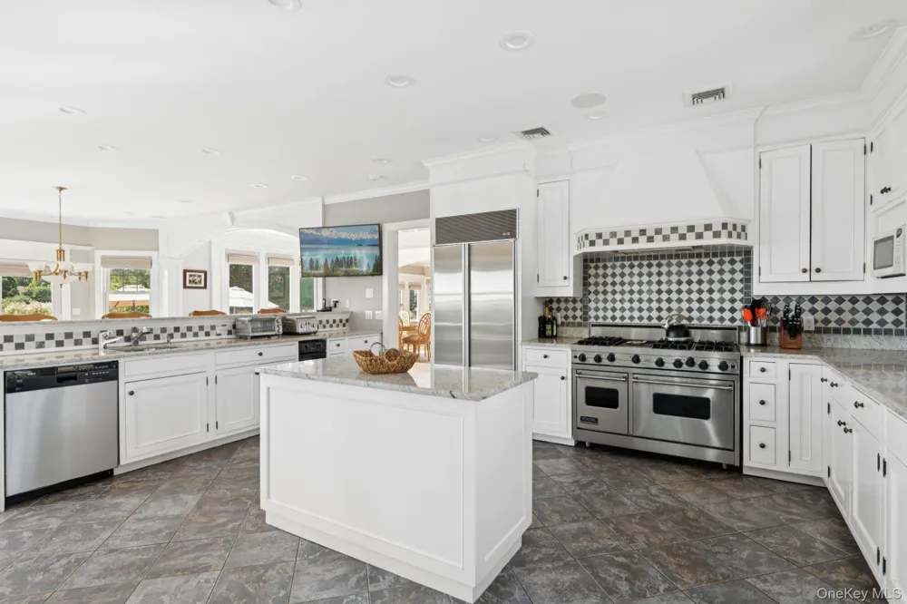 26 Sunset Avenue East Quogue, NY 11942