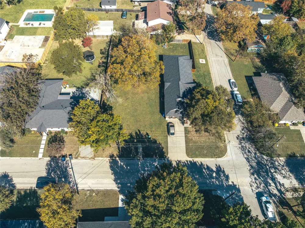 1102 W Erwin Avenue McKinney, TX 75069