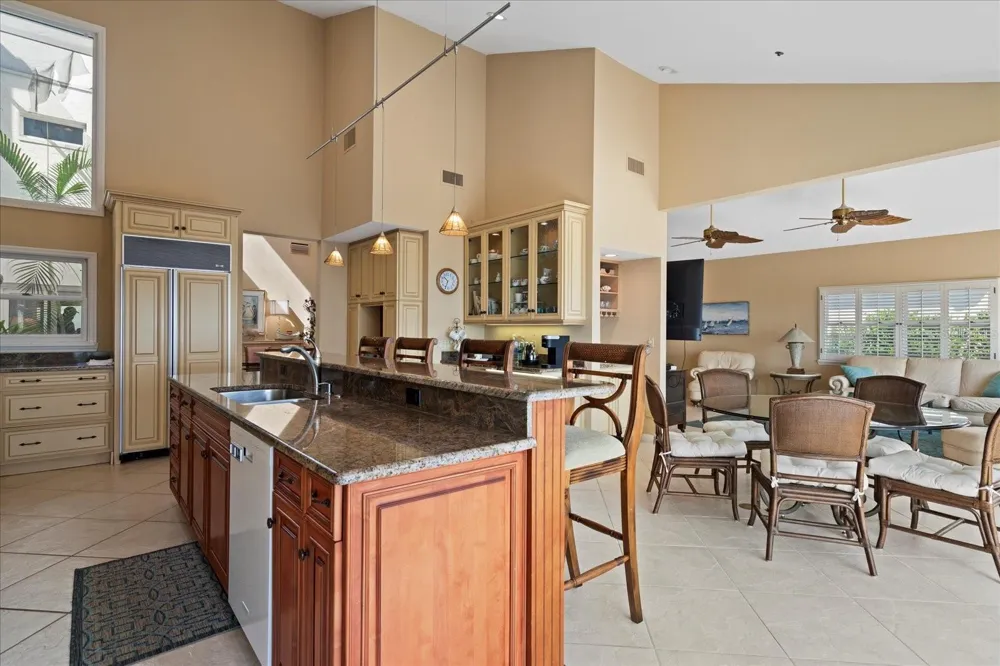 2254 HARBOUR COURT DRIVE Longboat Key, FL 34228