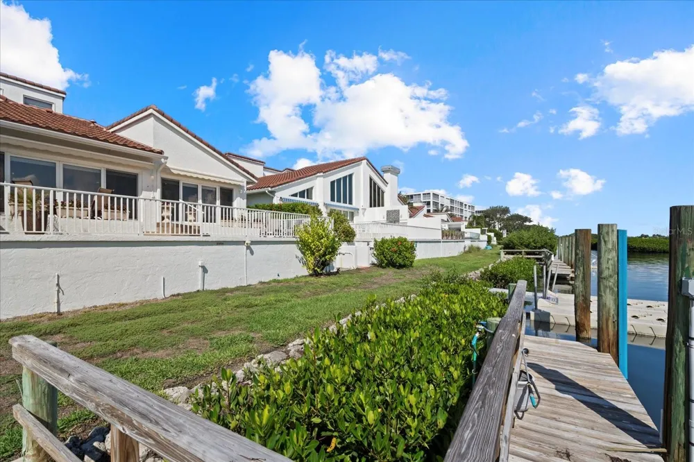 2254 HARBOUR COURT DRIVE Longboat Key, FL 34228