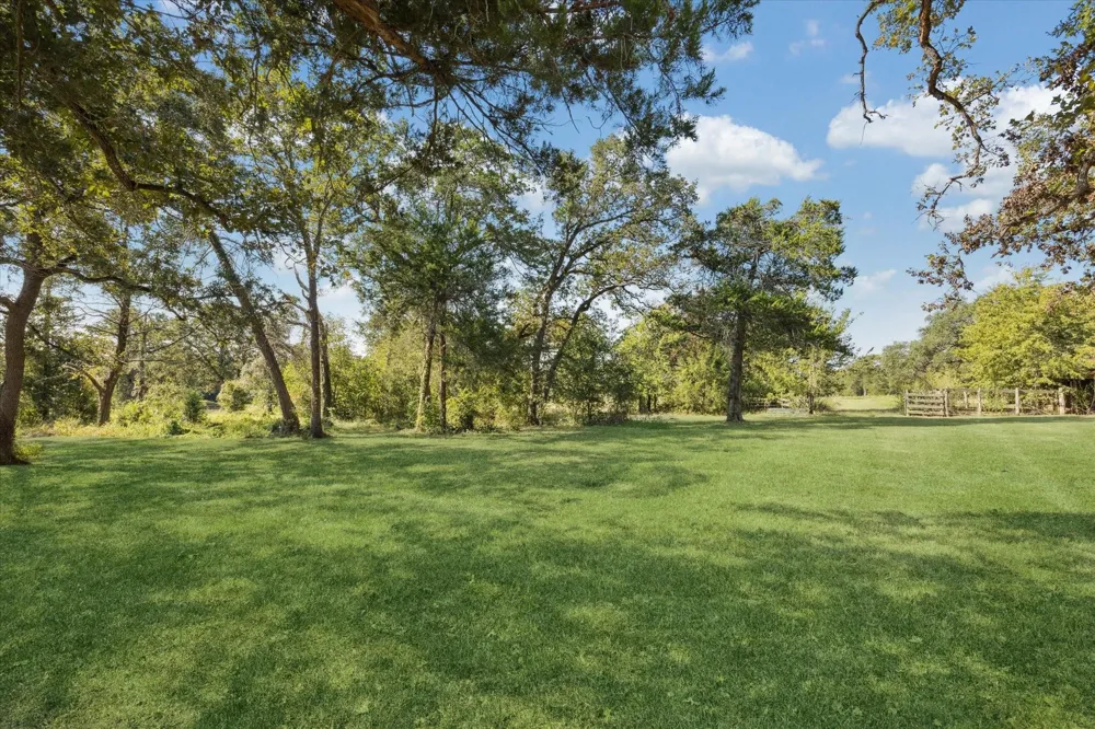 3455 Fm 1948 Road Burton, TX 77835