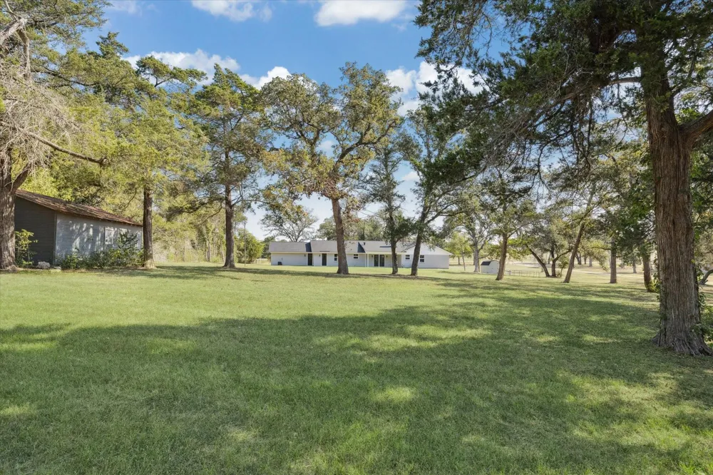 3455 Fm 1948 Road Burton, TX 77835