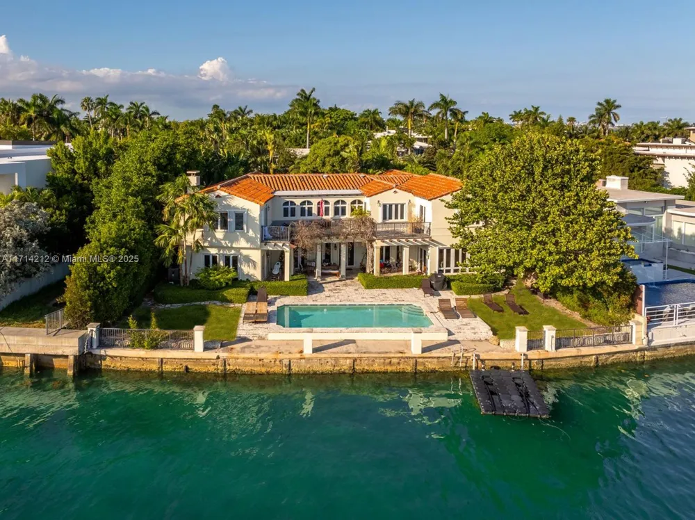 11 E Rivo Alto Dr Miami Beach, FL 33139