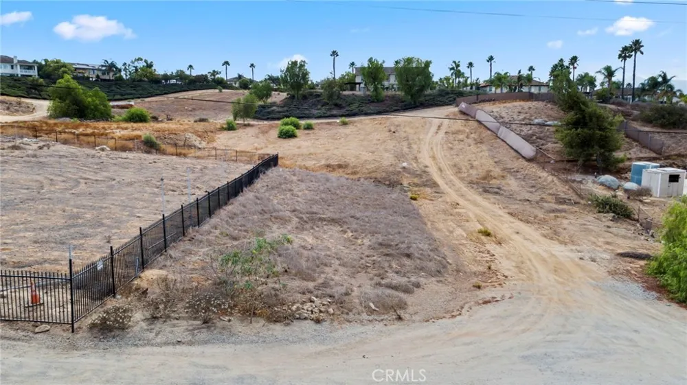 Road runner ridge Riverside, CA 92503