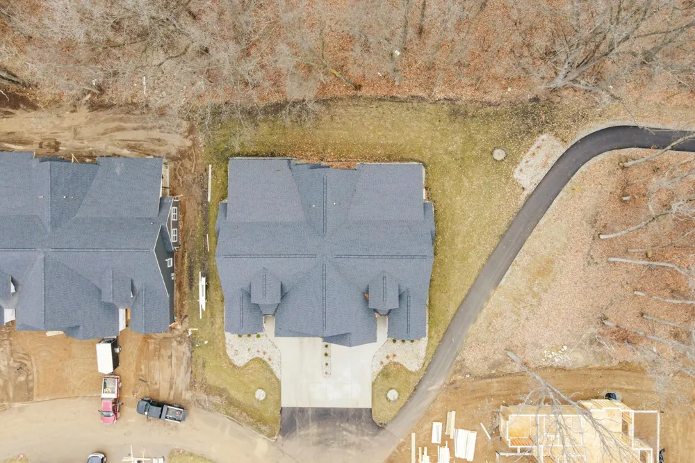 1140 Lochaven Circle #10B Hillsdale, MI 49242
